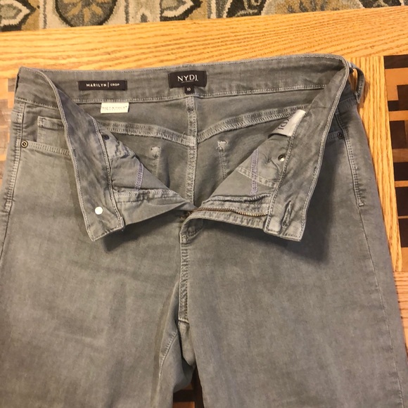 Capris - Picture 2 of 4